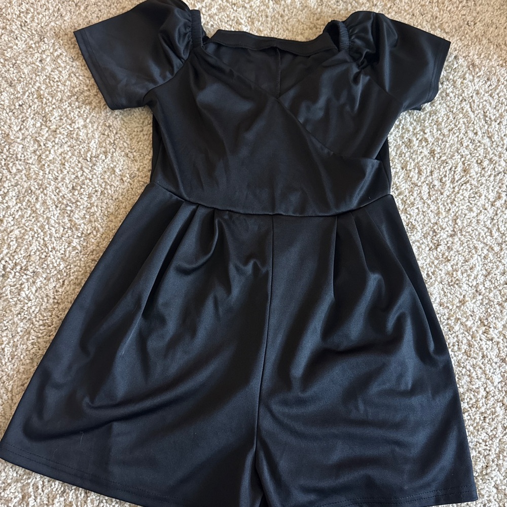 Black Short Sleeve Romper Cross Front